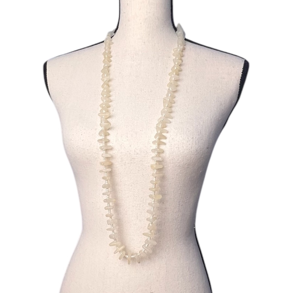 Grey Beige White Agate Triangles Necklace With Small Mother Pearl Beads Preowned